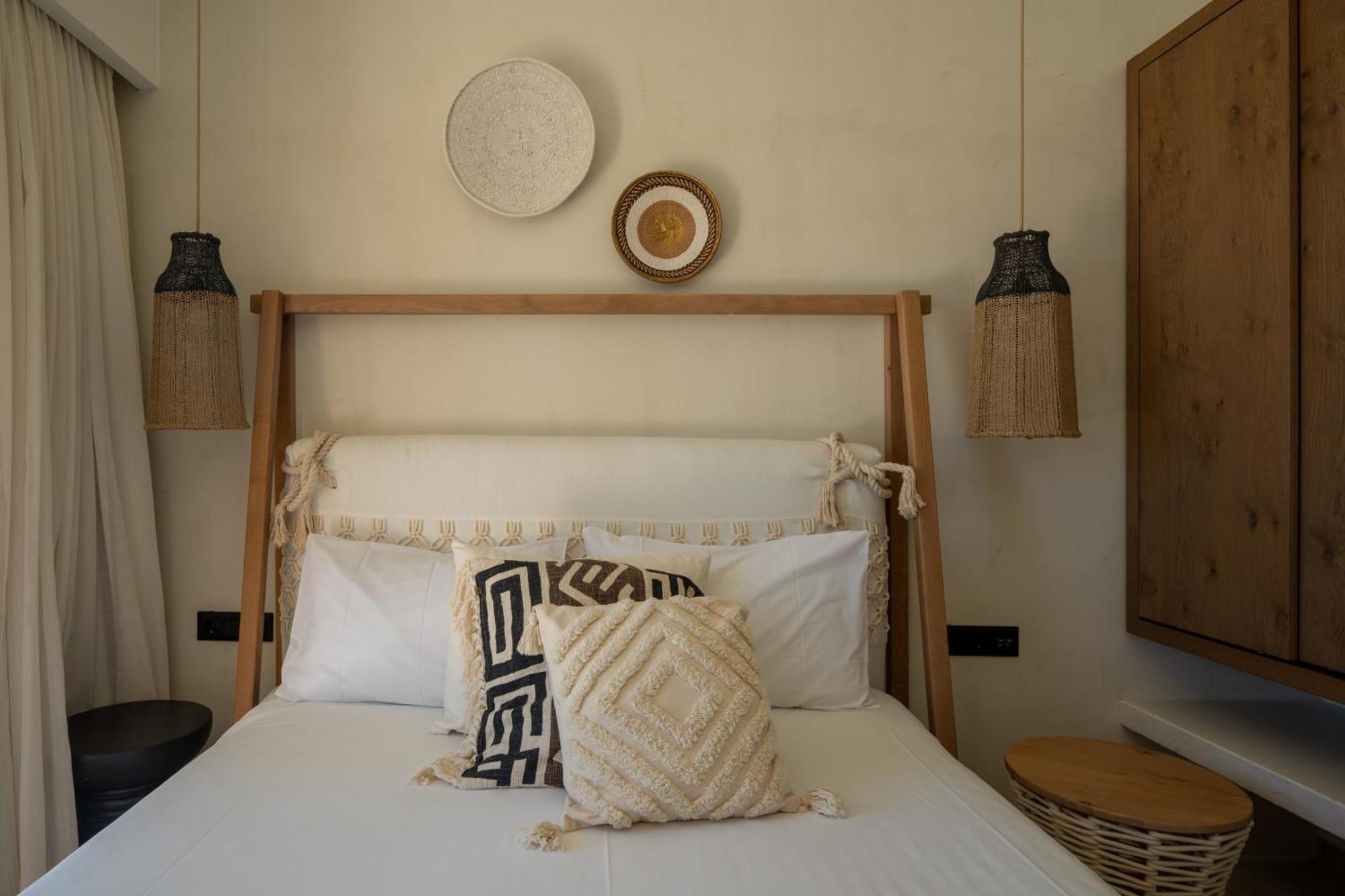 Artoikia Luxury Villas, By Hellocrete Villa *