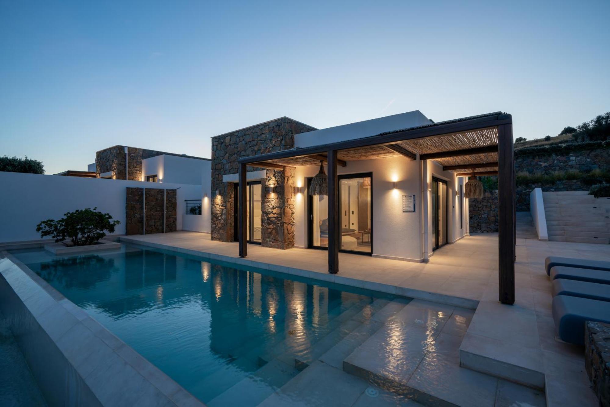 Artoikia Luxury Villas, By Hellocrete Villa Saktouria