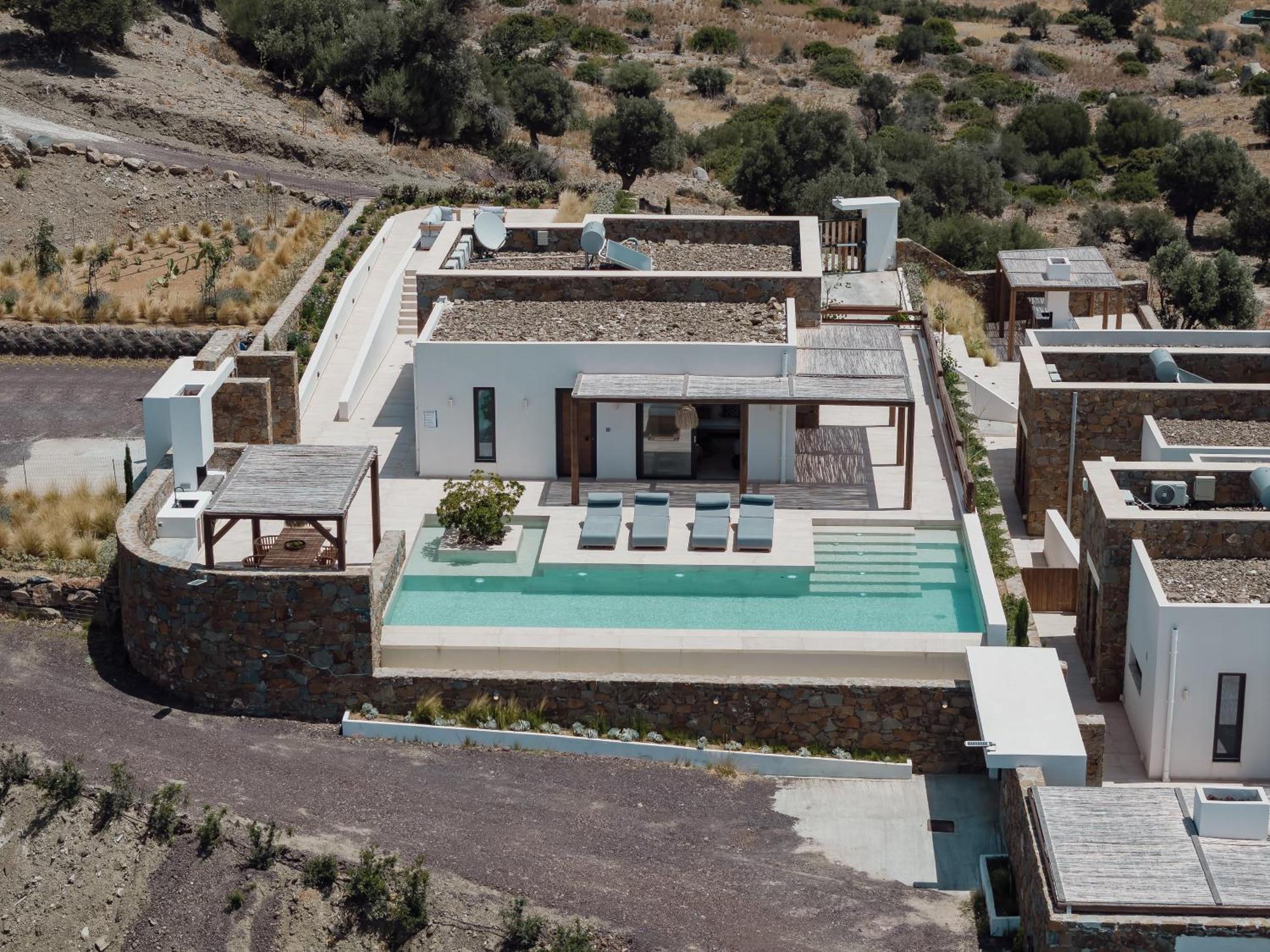 Artoikia Luxury Villas, By Hellocrete Villa Saktouria