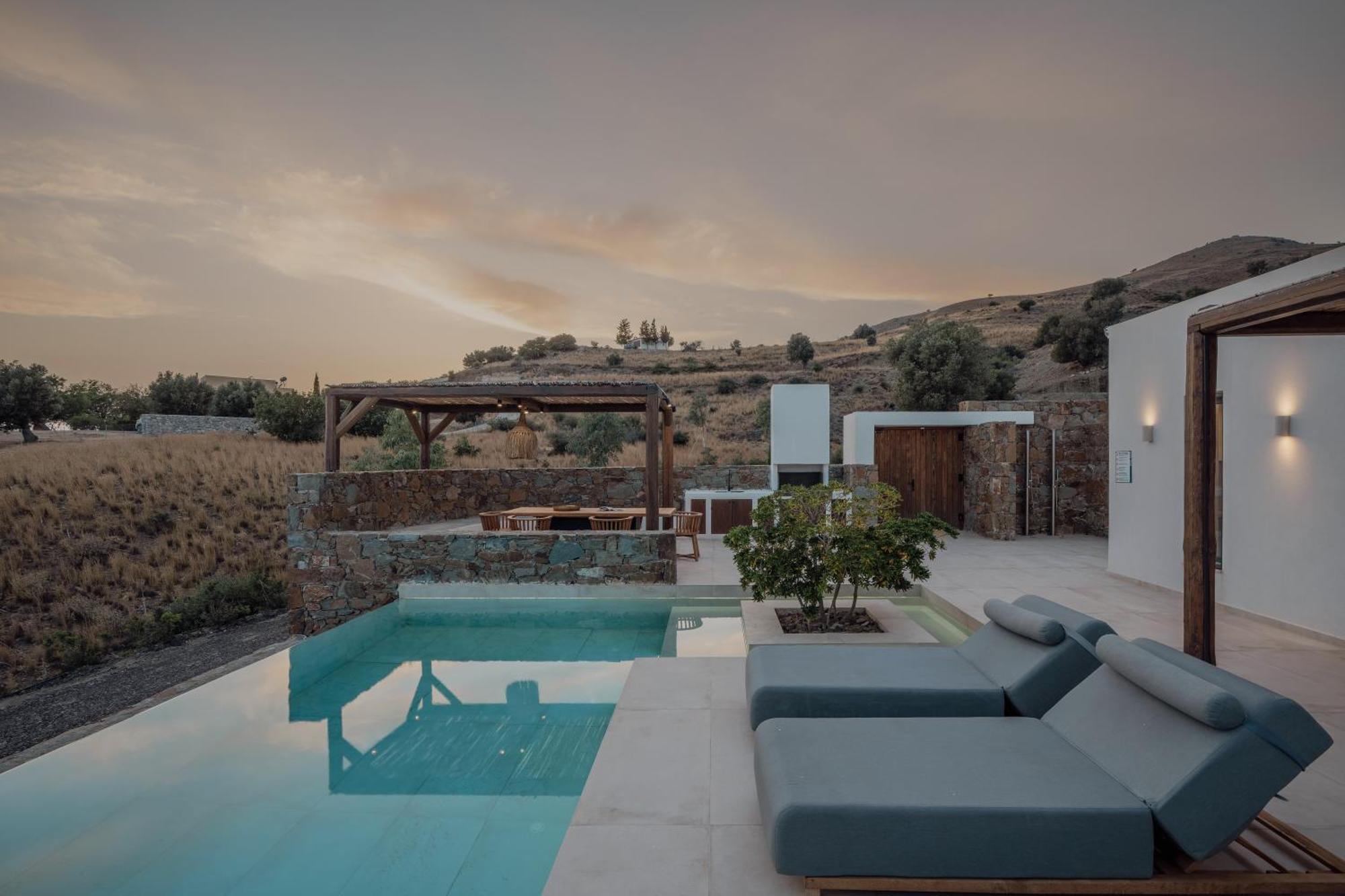 Villa Artoikia Luxury Villas, By Hellocrete